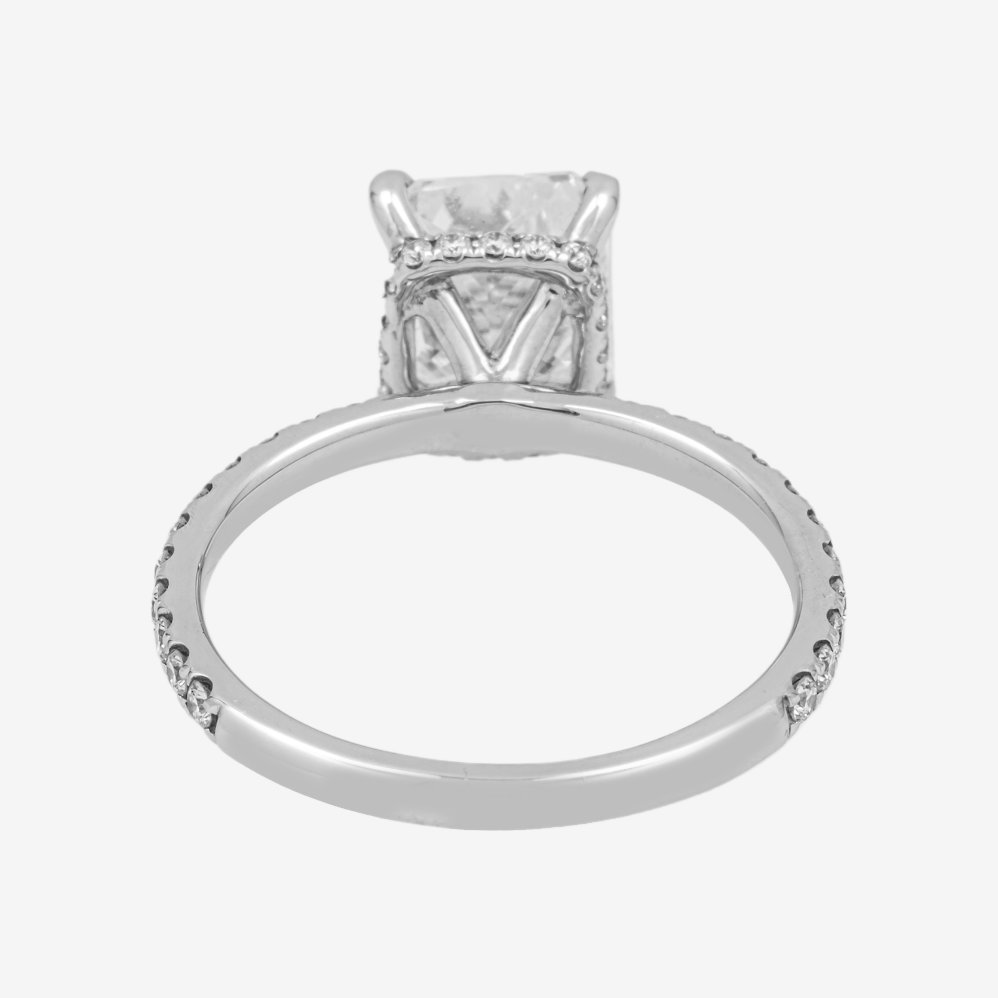 18K SQUARE DIAMOND RING IN WG
