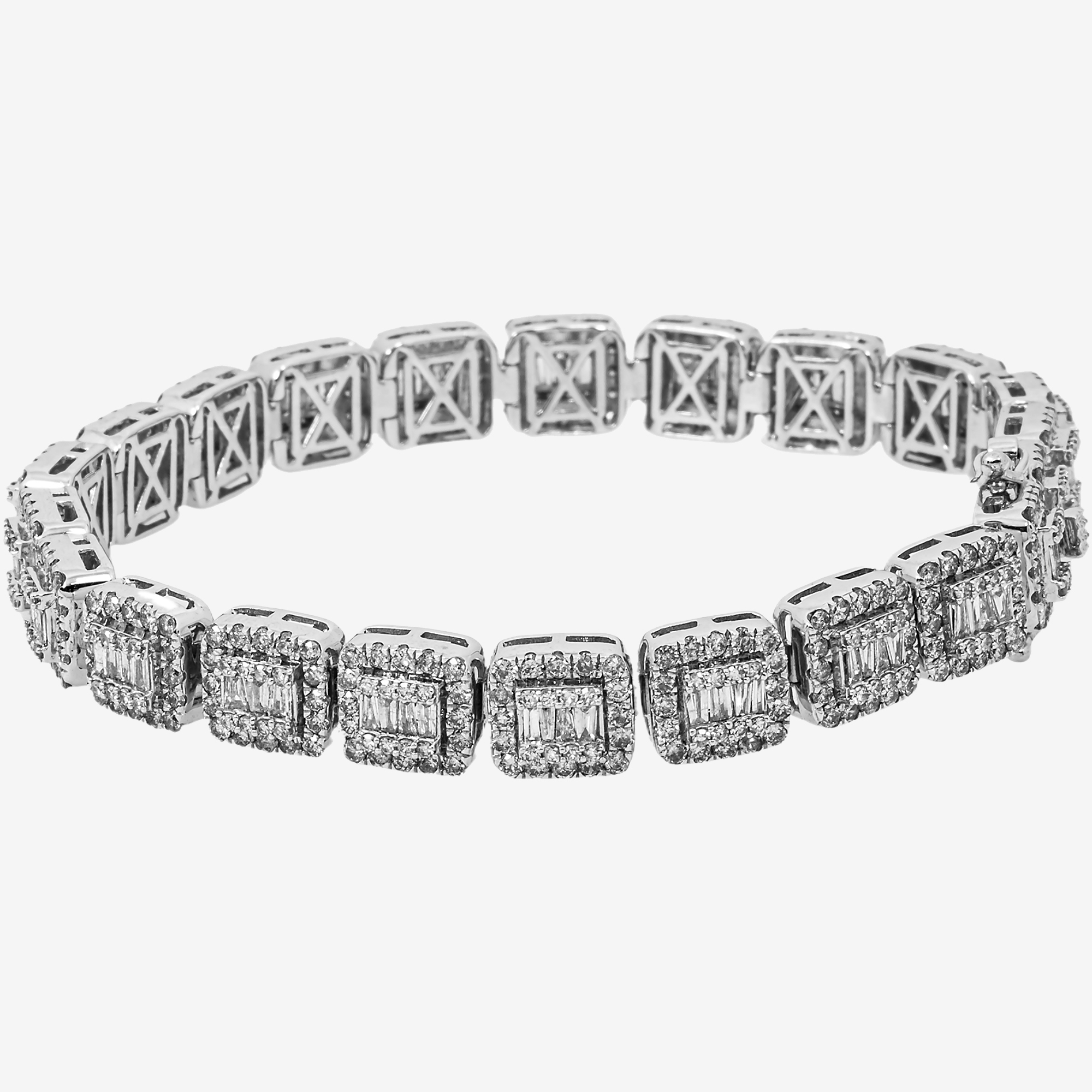 14K 8.25" / 9MM BAGGUETTE LINK BRACELET WITH 9CT DIAMONDS