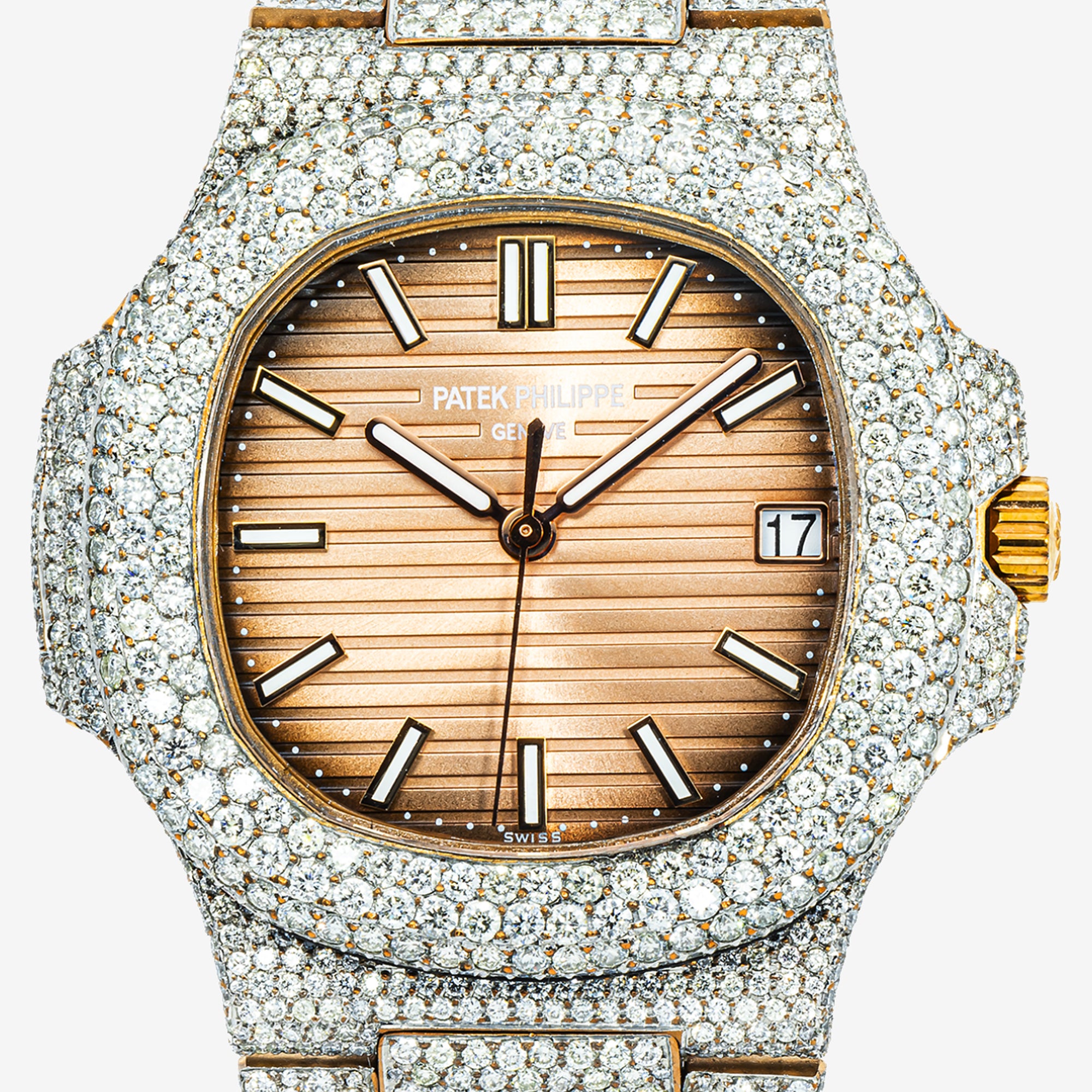 PATEK PHILIPPE NAUTILUS PEACH DIAL 5711 40MM WITH 22CT DIAMONDS