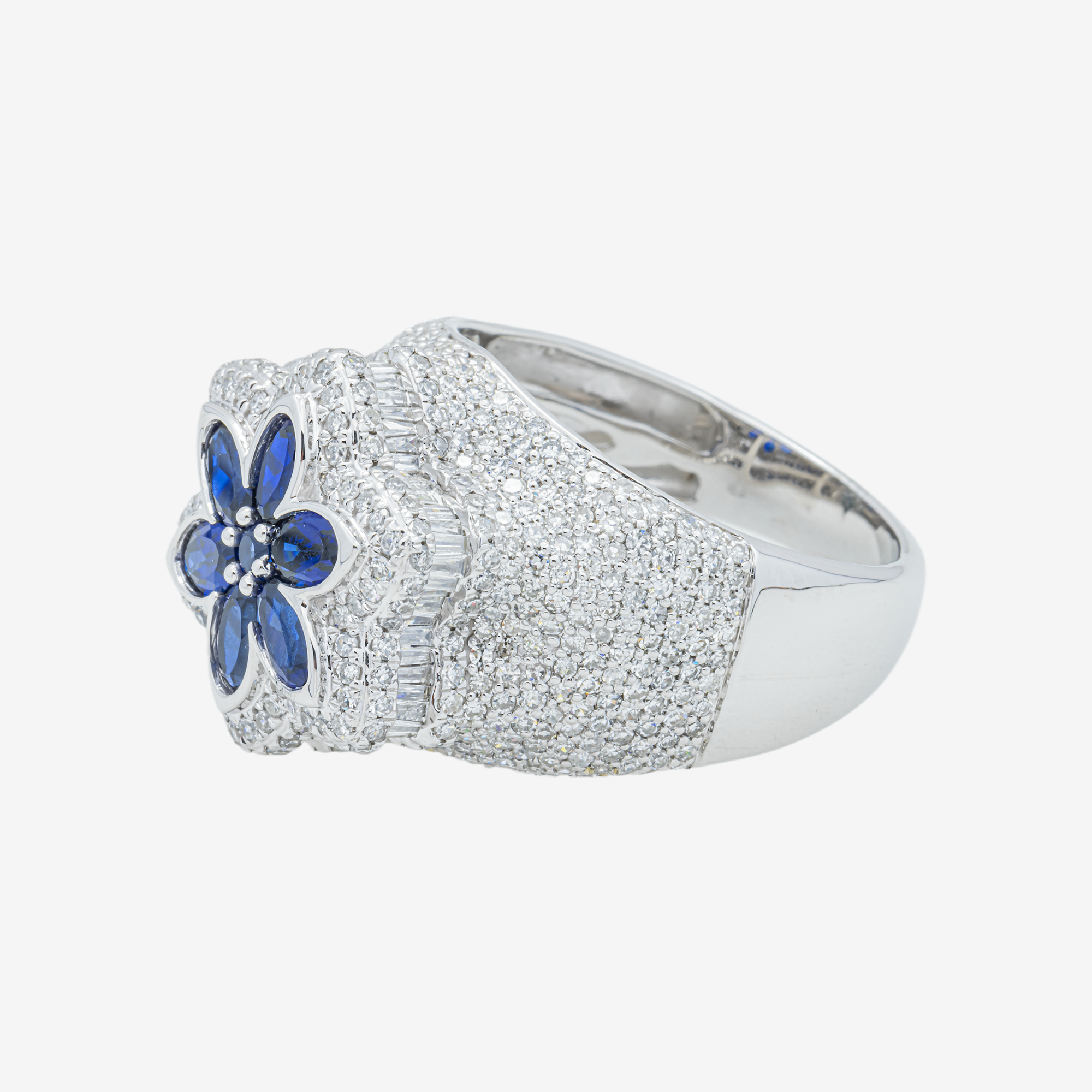 14K BLUE SAPPHIRE SIX PETAL FLOWER & DIAMOND PAVE DOME MARQUISE FLORAL CLUSTER RING IN WG