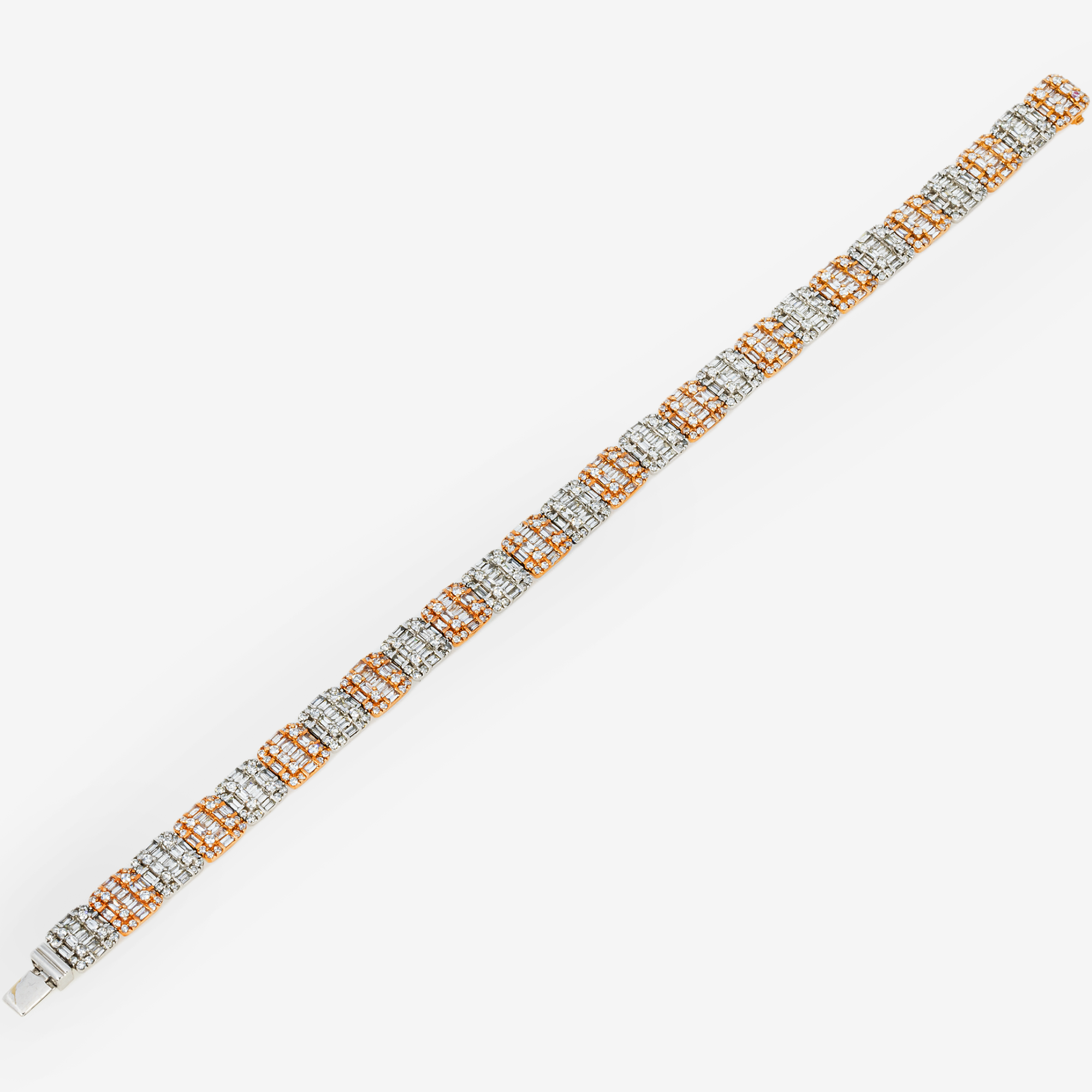 14K 8.25" / 8MM TWO TONE BAGGUETTE LINK BRACELET WITH 8CT DIAMONDS