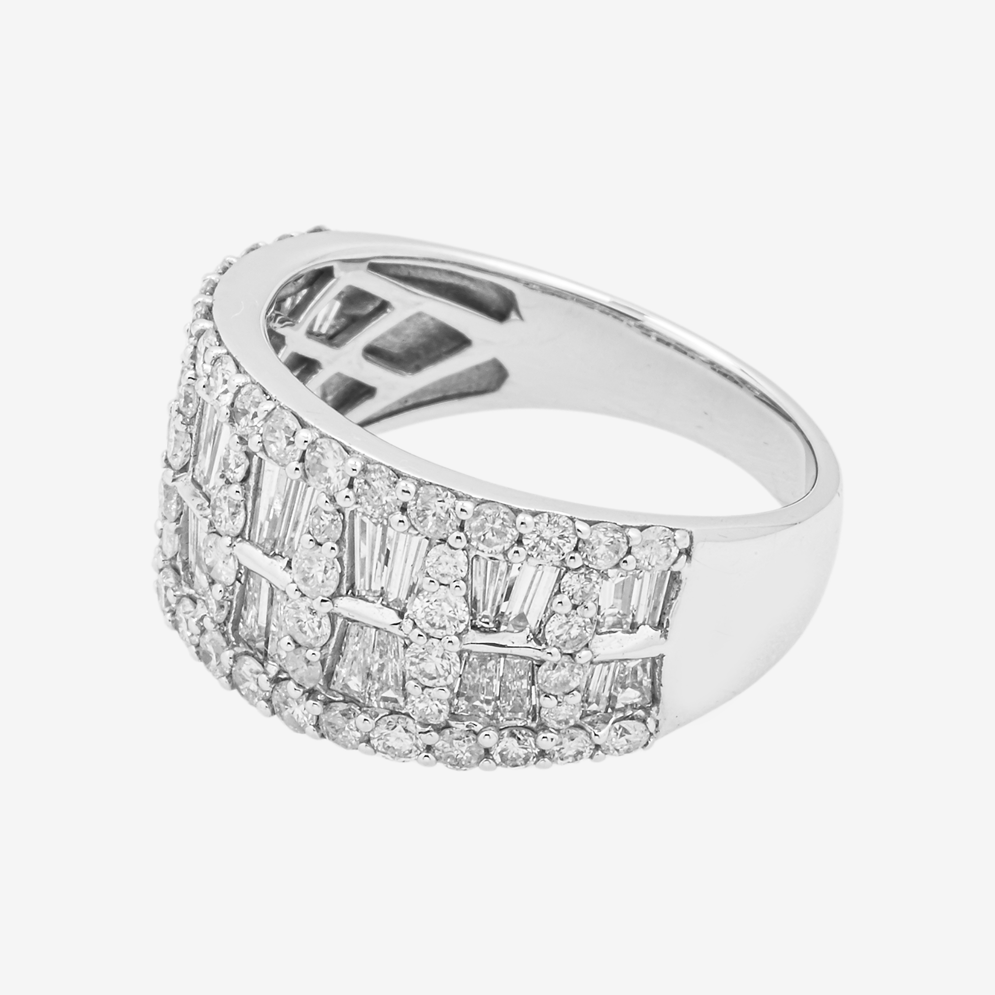 14K ROUND BAGUETTE DIAMOND RING IN WG 2.1CT DIAMONDS