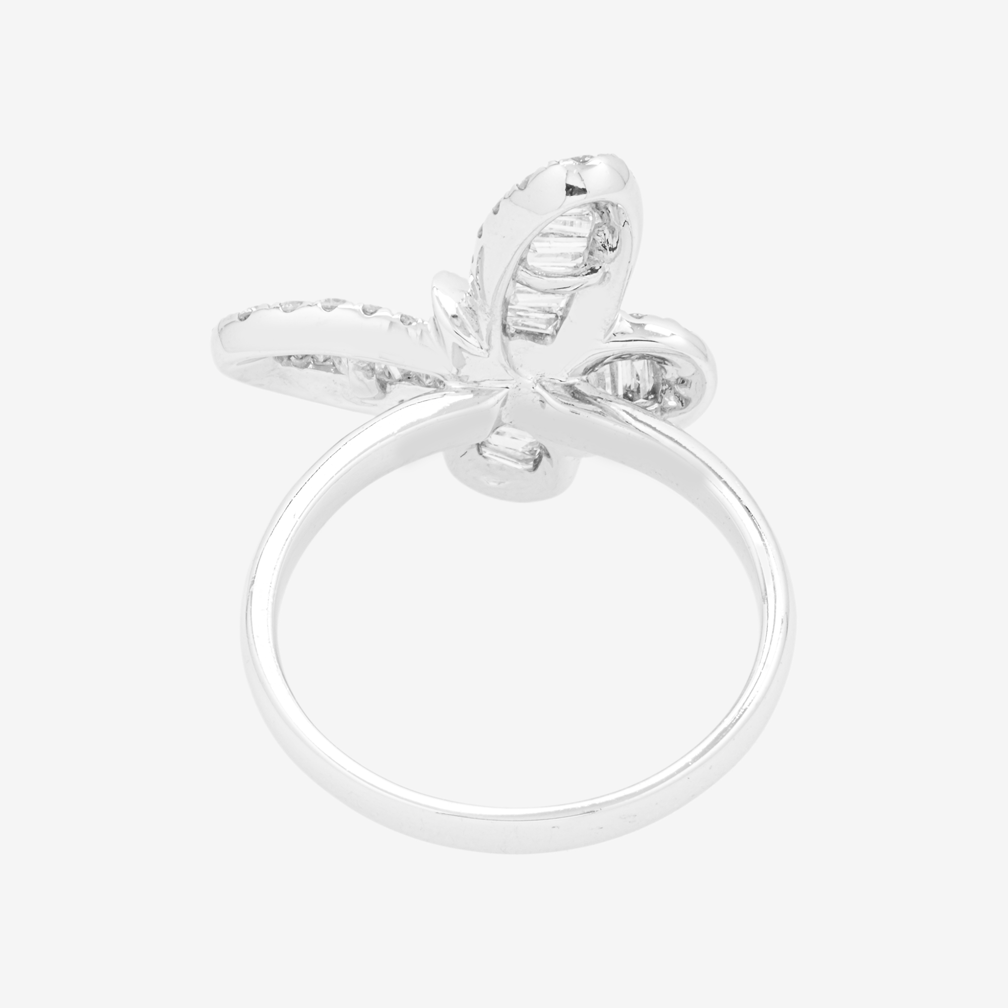 14K BUTTERFLY DIAMOND RING IN WHITE GOLD .95CT DIAMONDS