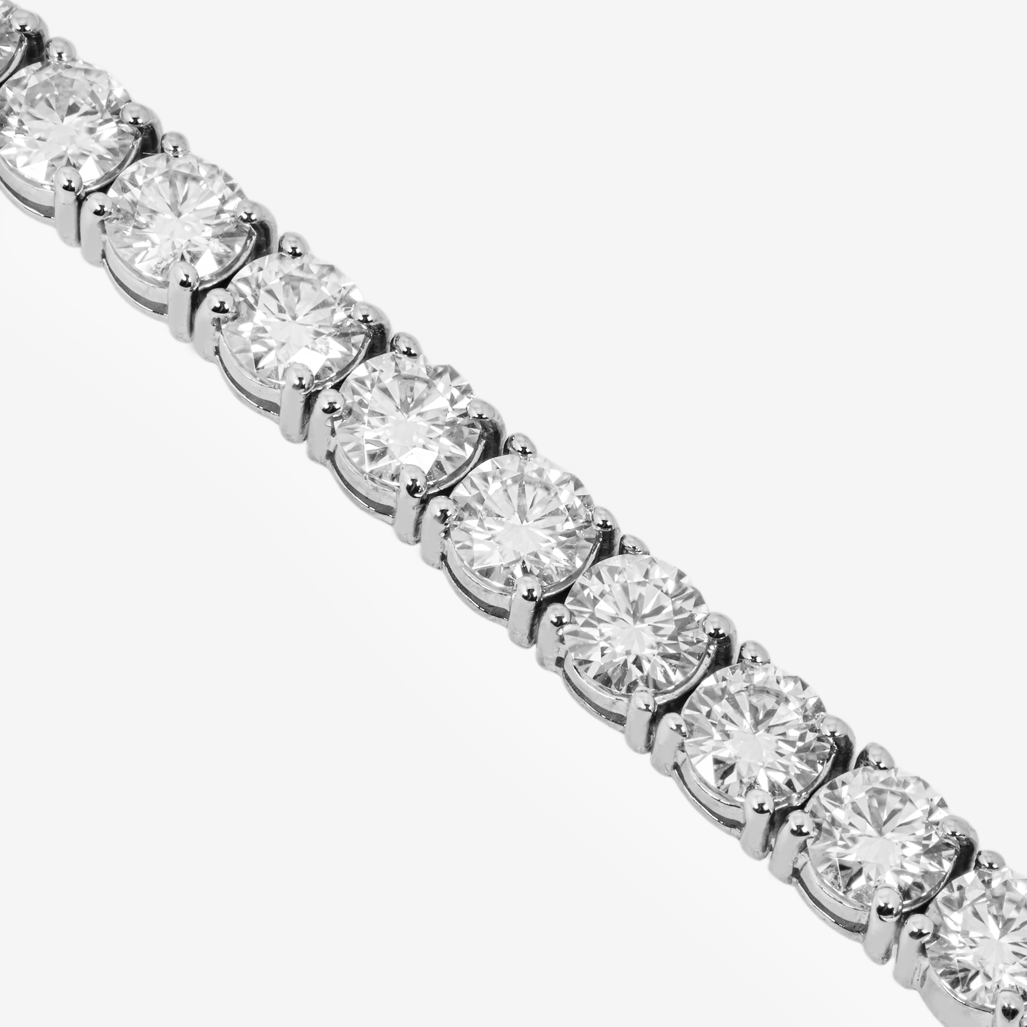 WHITE 90 POINTER TENNIS BRACELET
