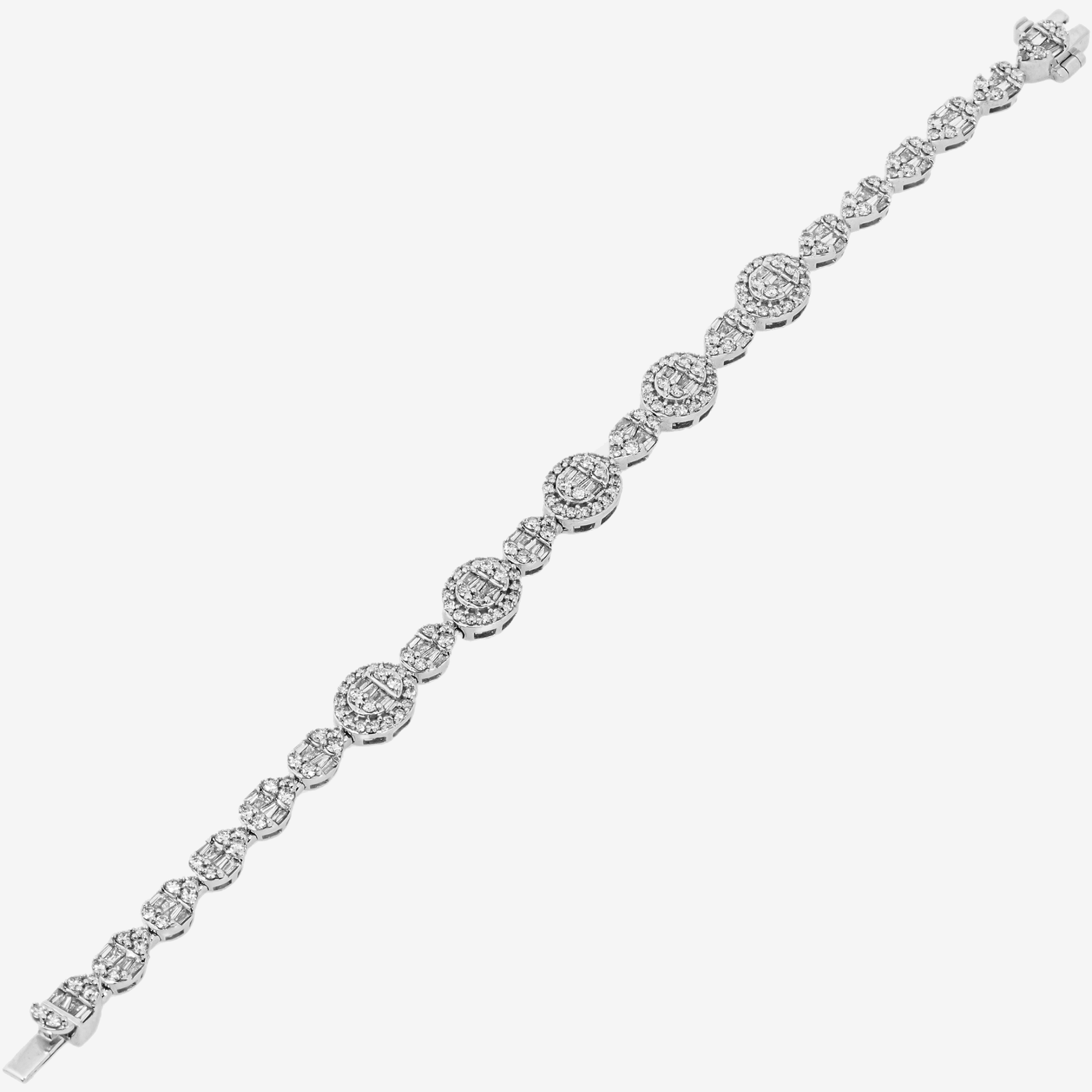 14K 8" / 8.5MM WHITE BAGGUETTE LINK BRACELET WITH 3.75CT DIAMONDS