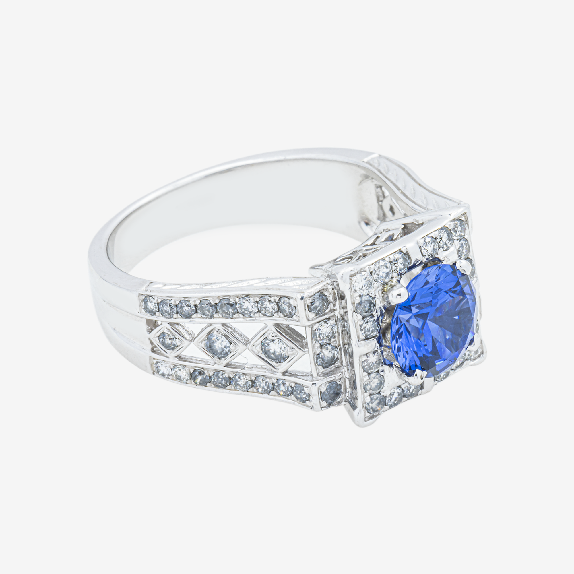 ROUND SAPPHIRE CENTER SQUARE DIAMOND RING IN WG 1.15 CT DIAMONDS
