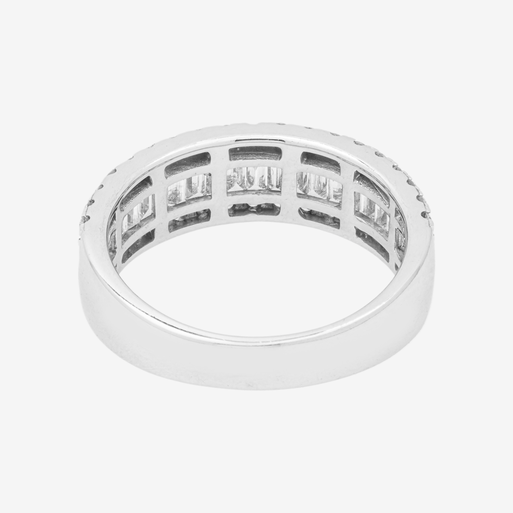 14KT DOUBLE ROW CIRCLE DIAMOND RING IN WG 1.7CT DIAMONDS