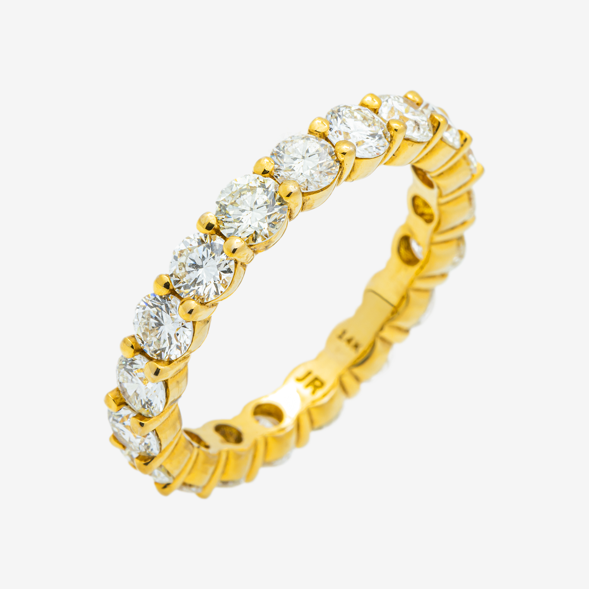 ETERNITY RING IN YG 2.4 CT DIAMONDS