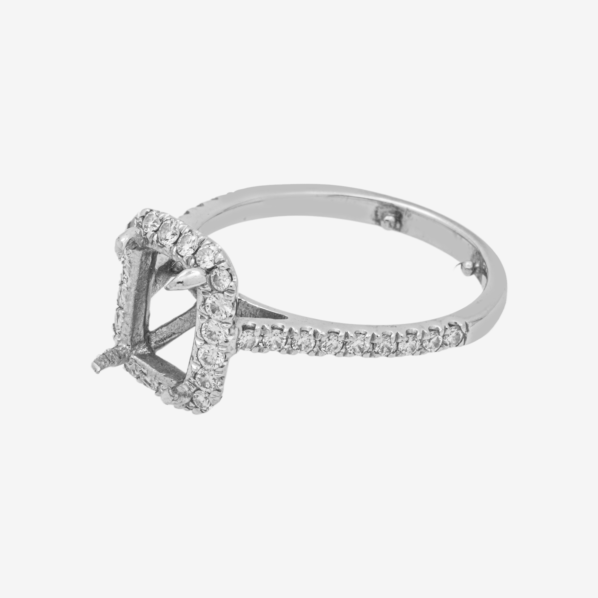SQUARE ENGAGEMENT RING MOUNTING IN WG