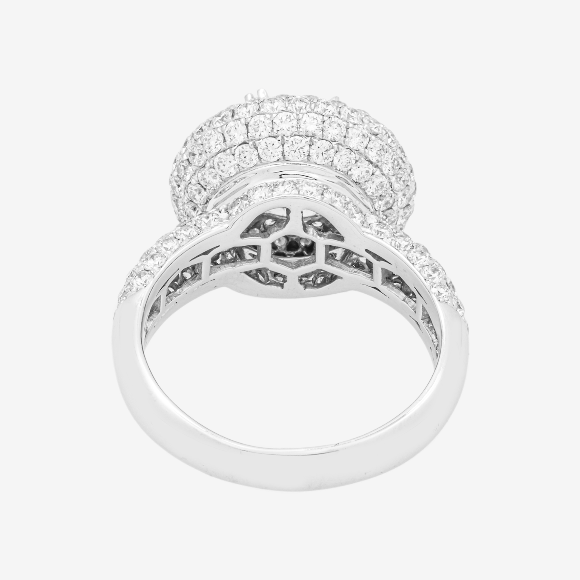 18K ROUND ENGAGEMENT RING MOUNTING IN WG