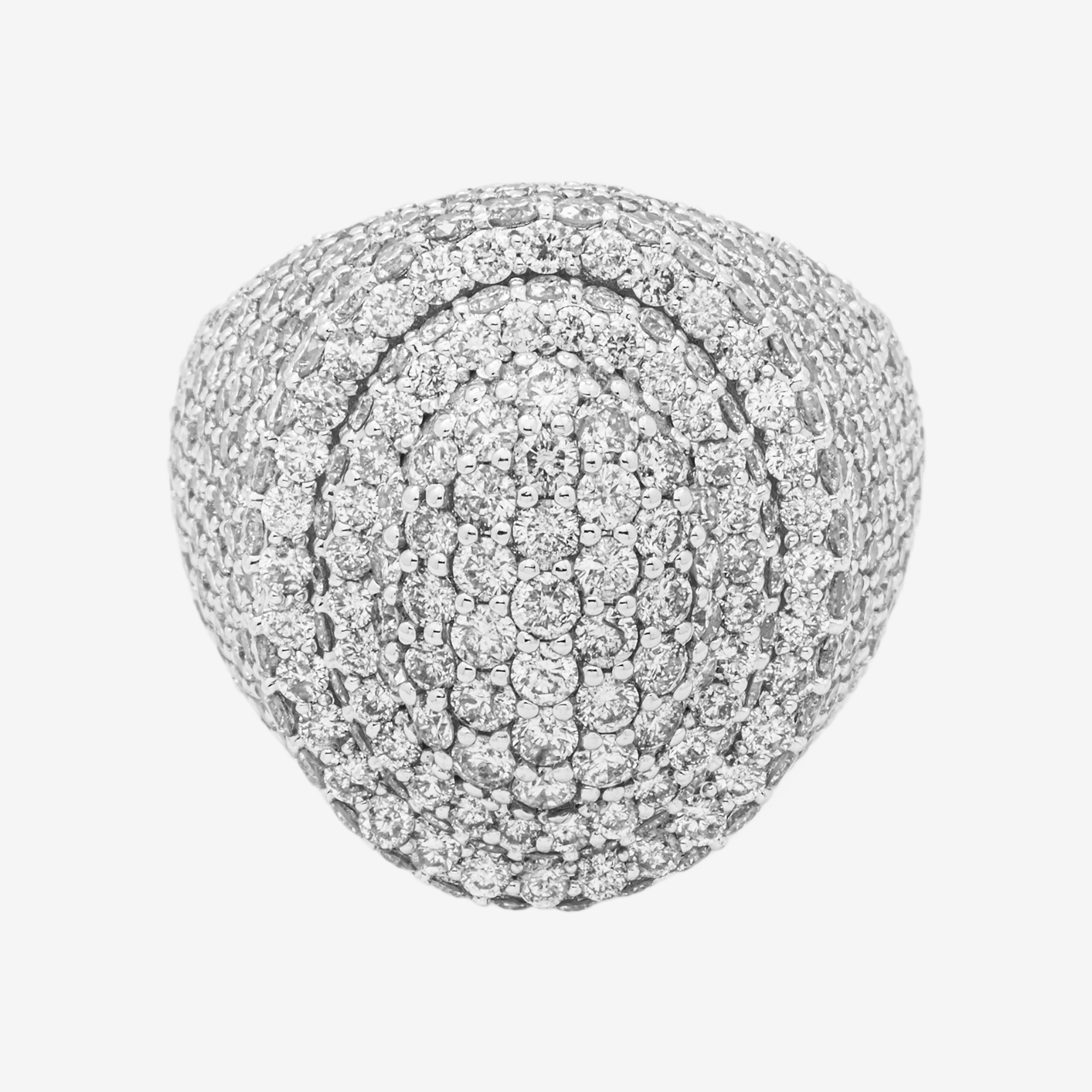 HALO DIAMOND RING IN WG 4.5 CT DIAMONDS