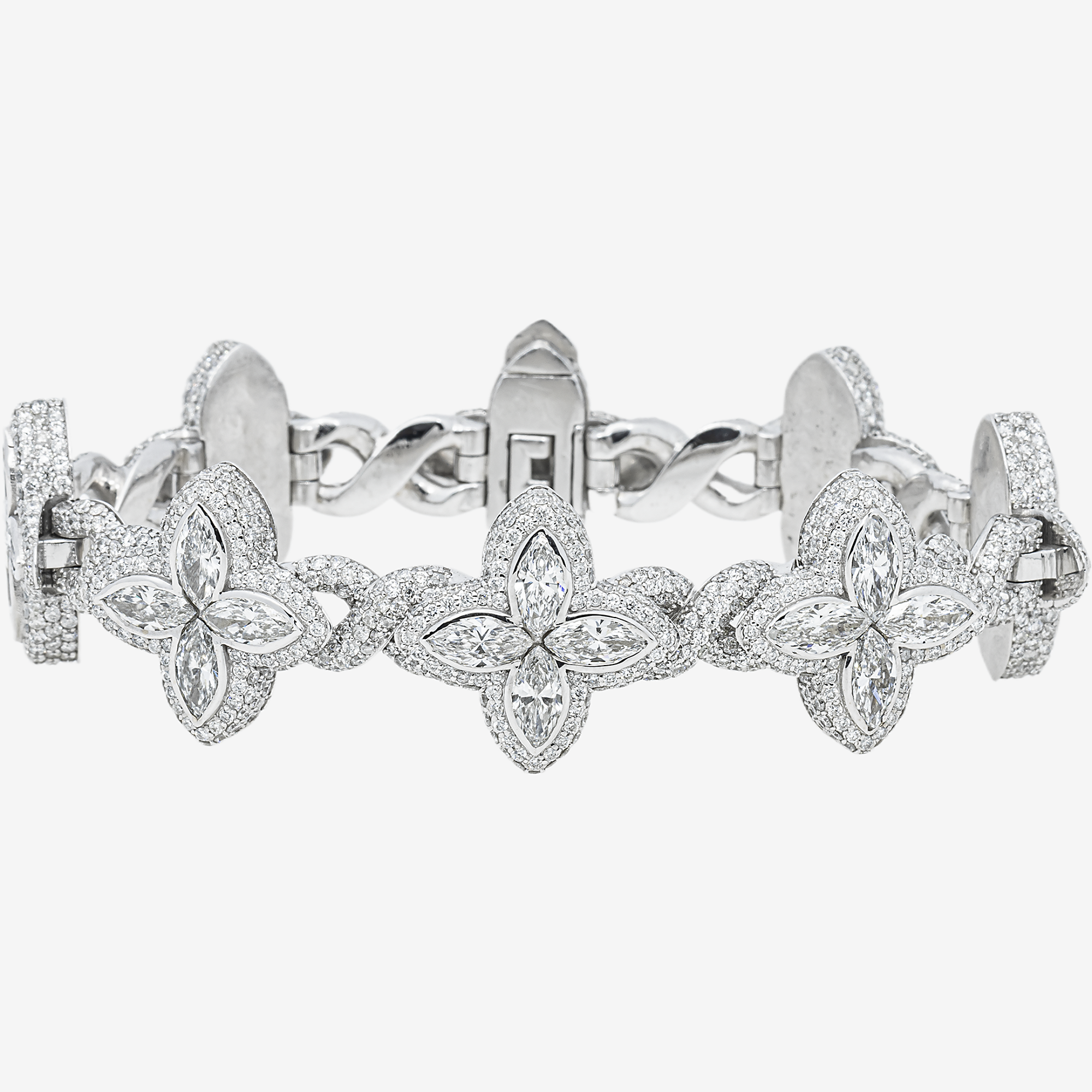 INFINITY X CLOVER LINK PEAR SHAPED DIAMOND BRACELET
