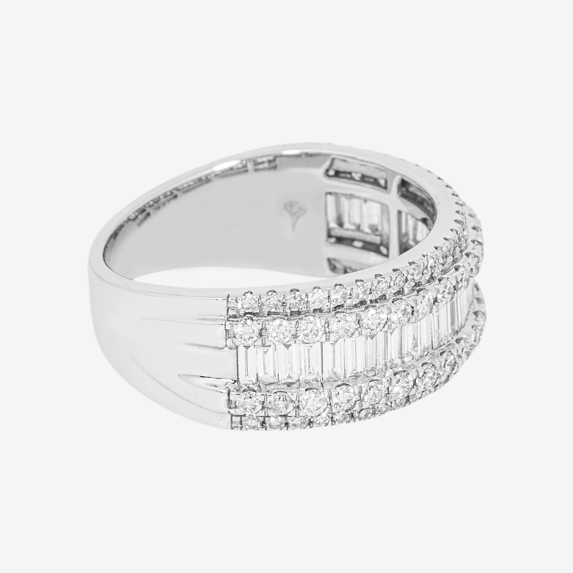 14K WHITE GOLD ROUND BAGUETTE DIAMOND RING