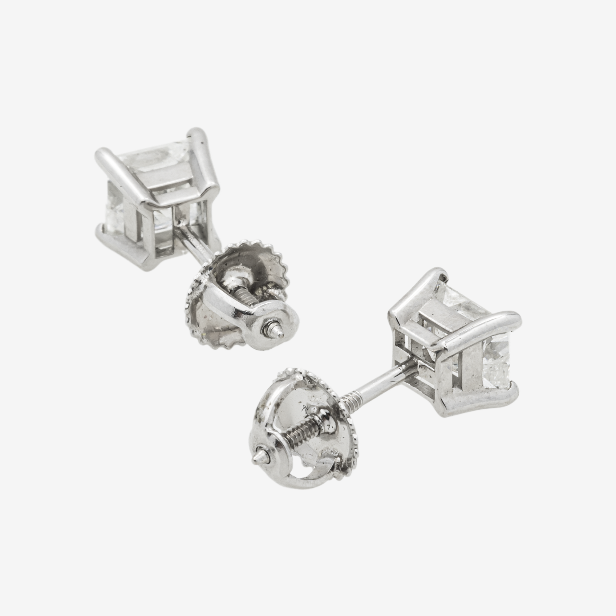 WHITE DIAMOND STUD EARRINGS