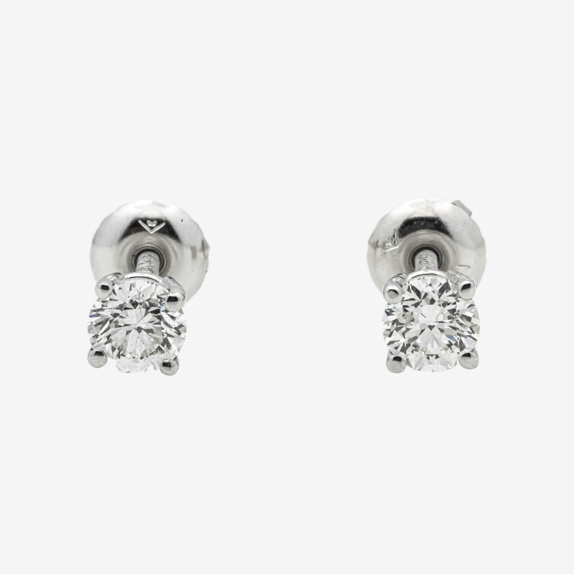 WHITE DIAMOND STUD EARRINGS