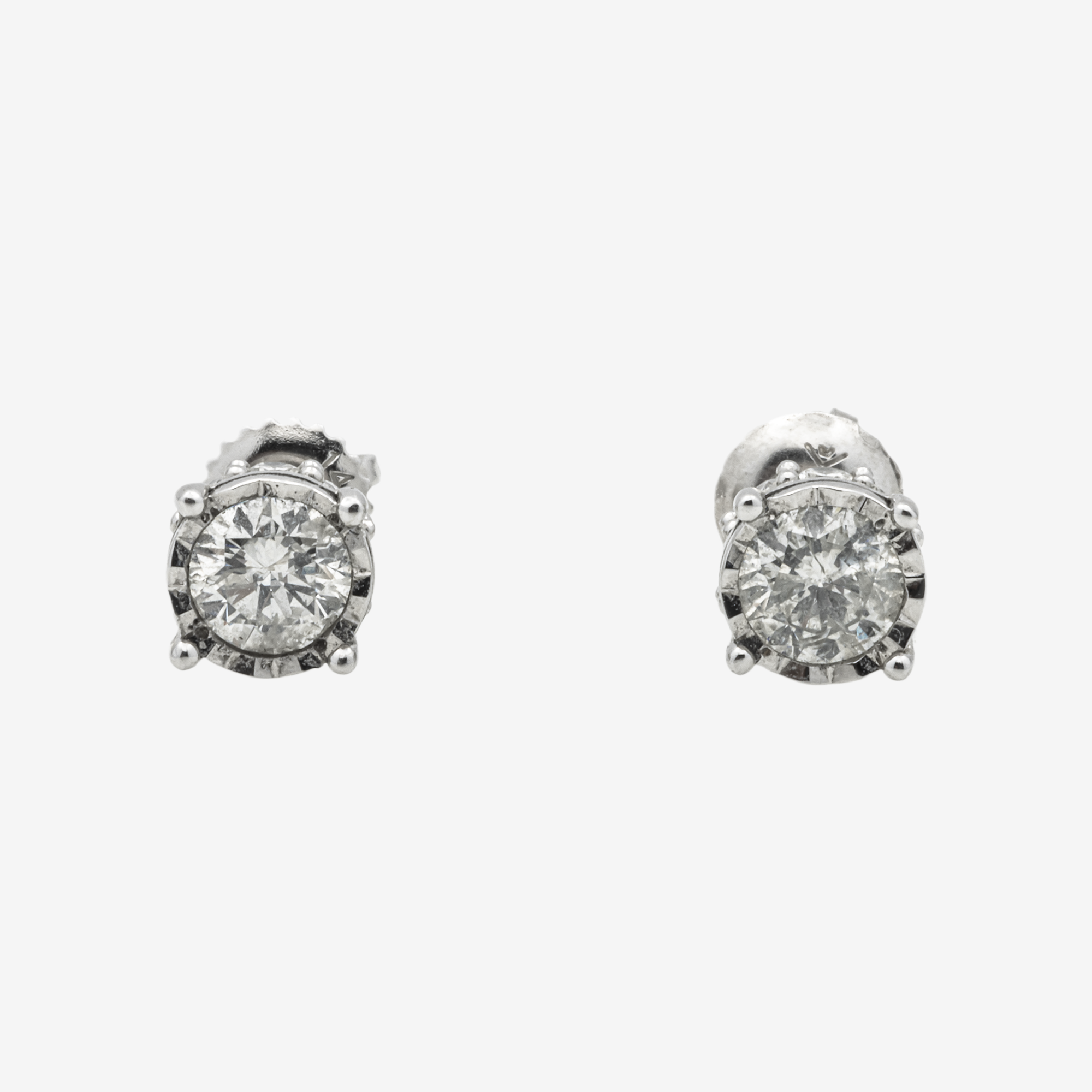 WHITE DIAMOND CIRCLE EARRINGS
