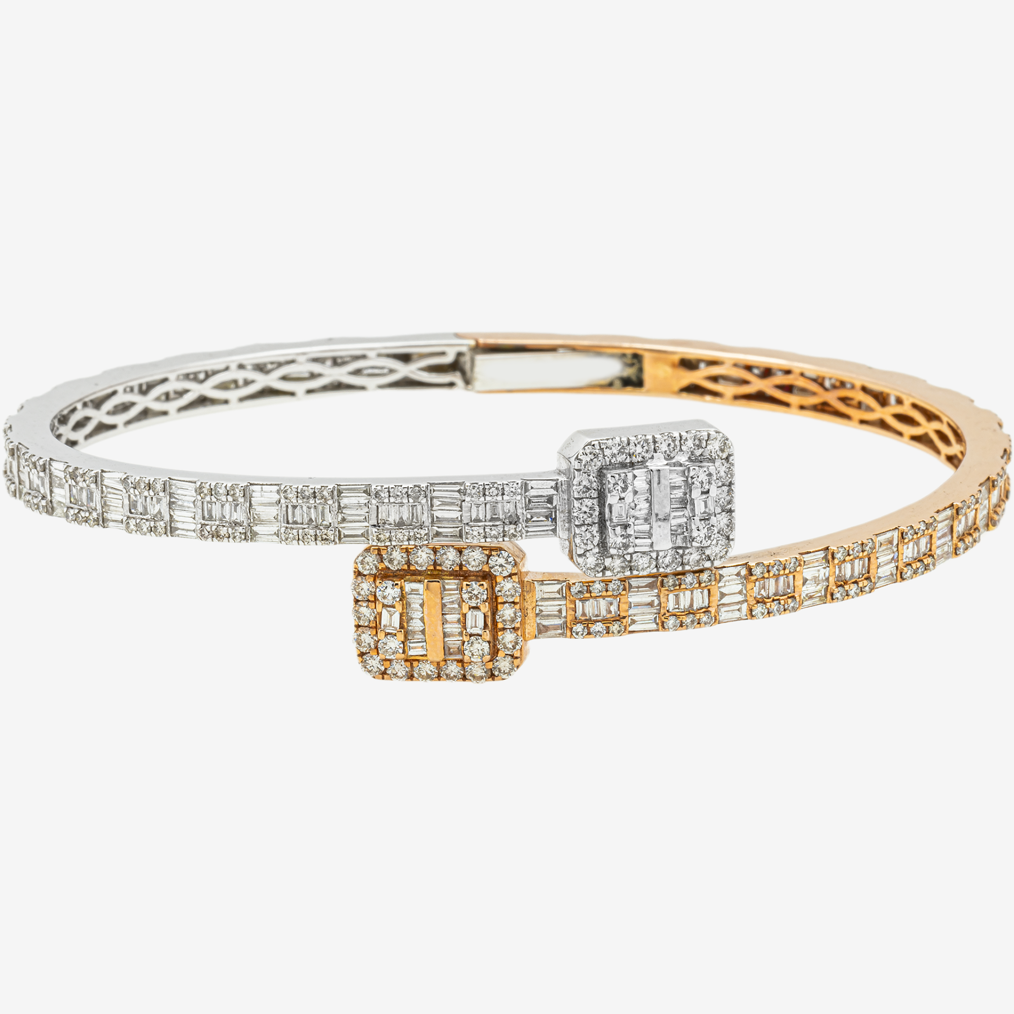 TWO TONE 7.8CT BAGUETTE BRACELET