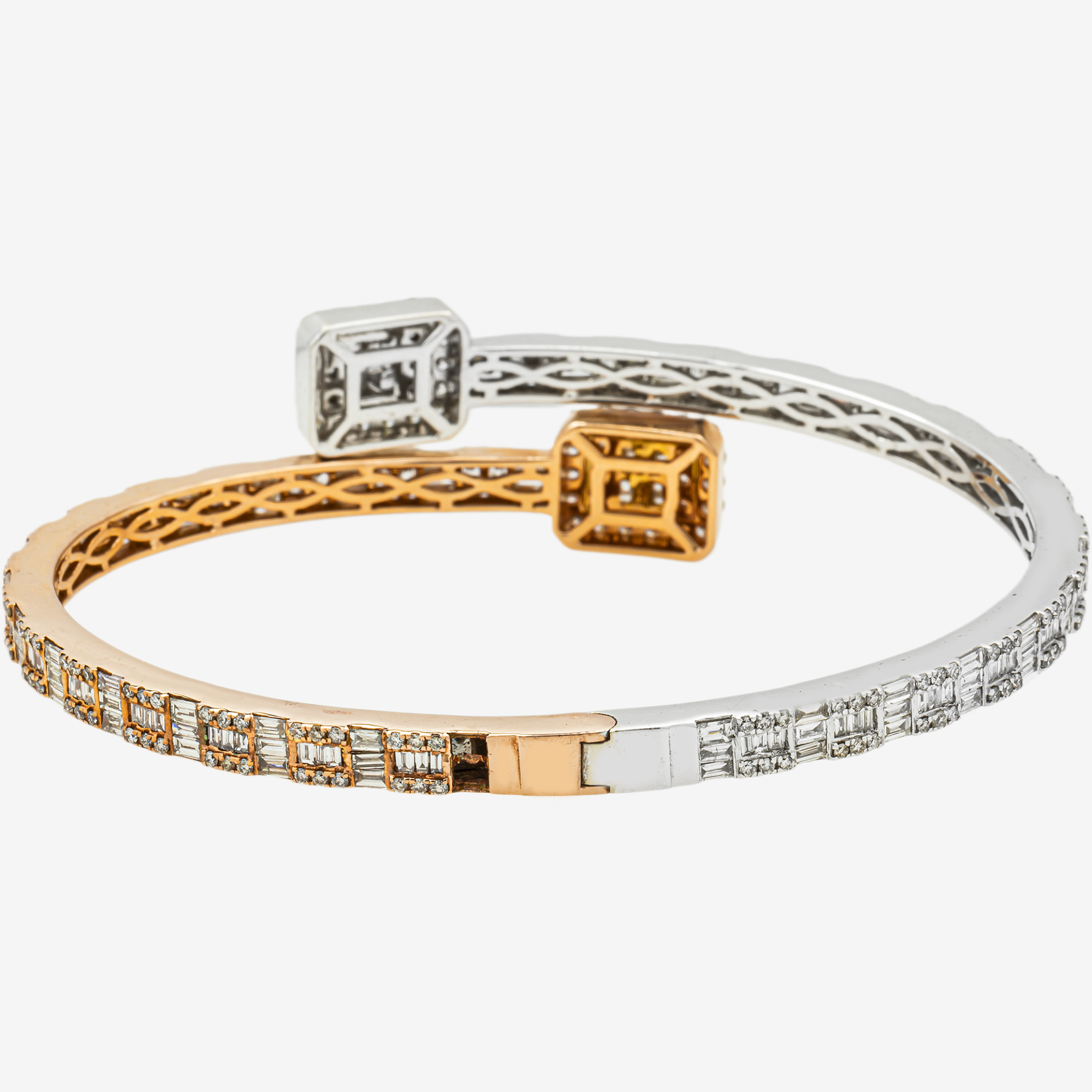 TWO TONE 7.8CT BAGUETTE BRACELET