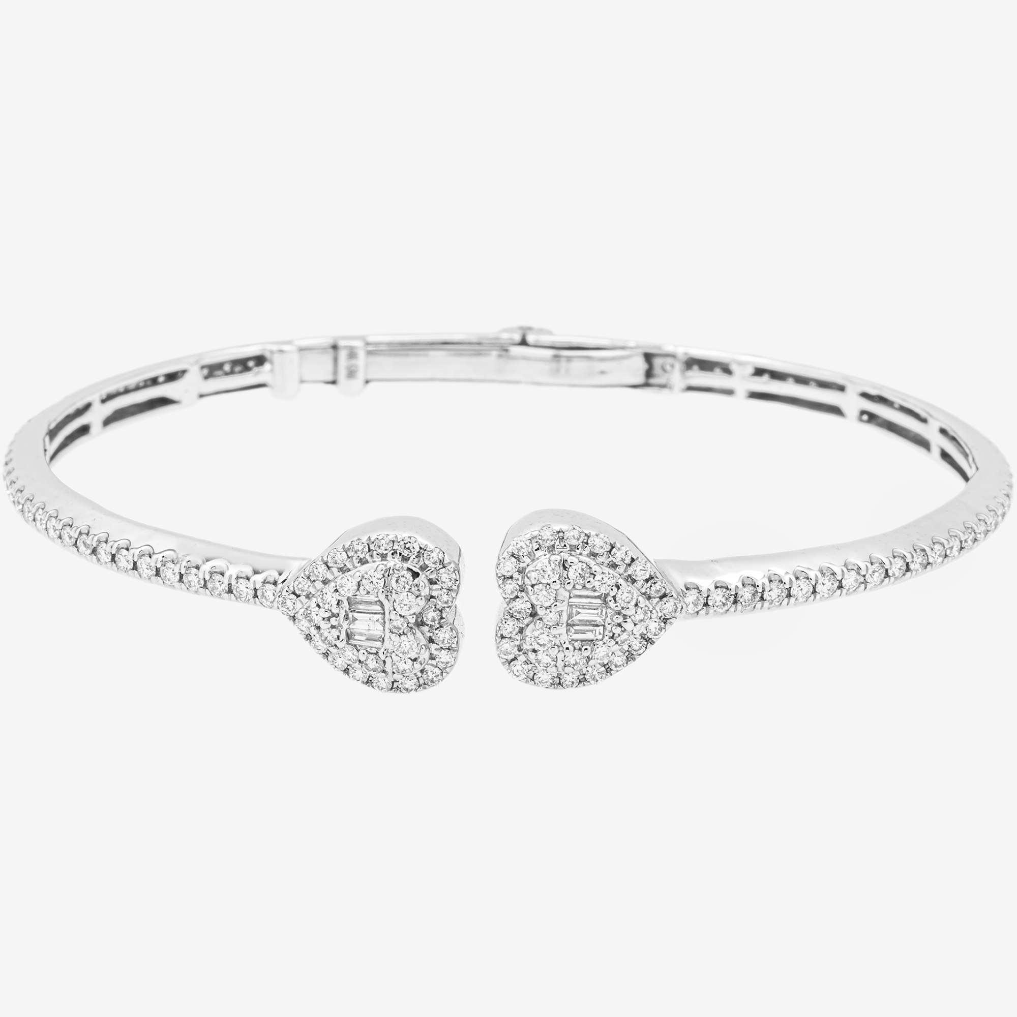 WHITE HEART 1.65CT BRACELET