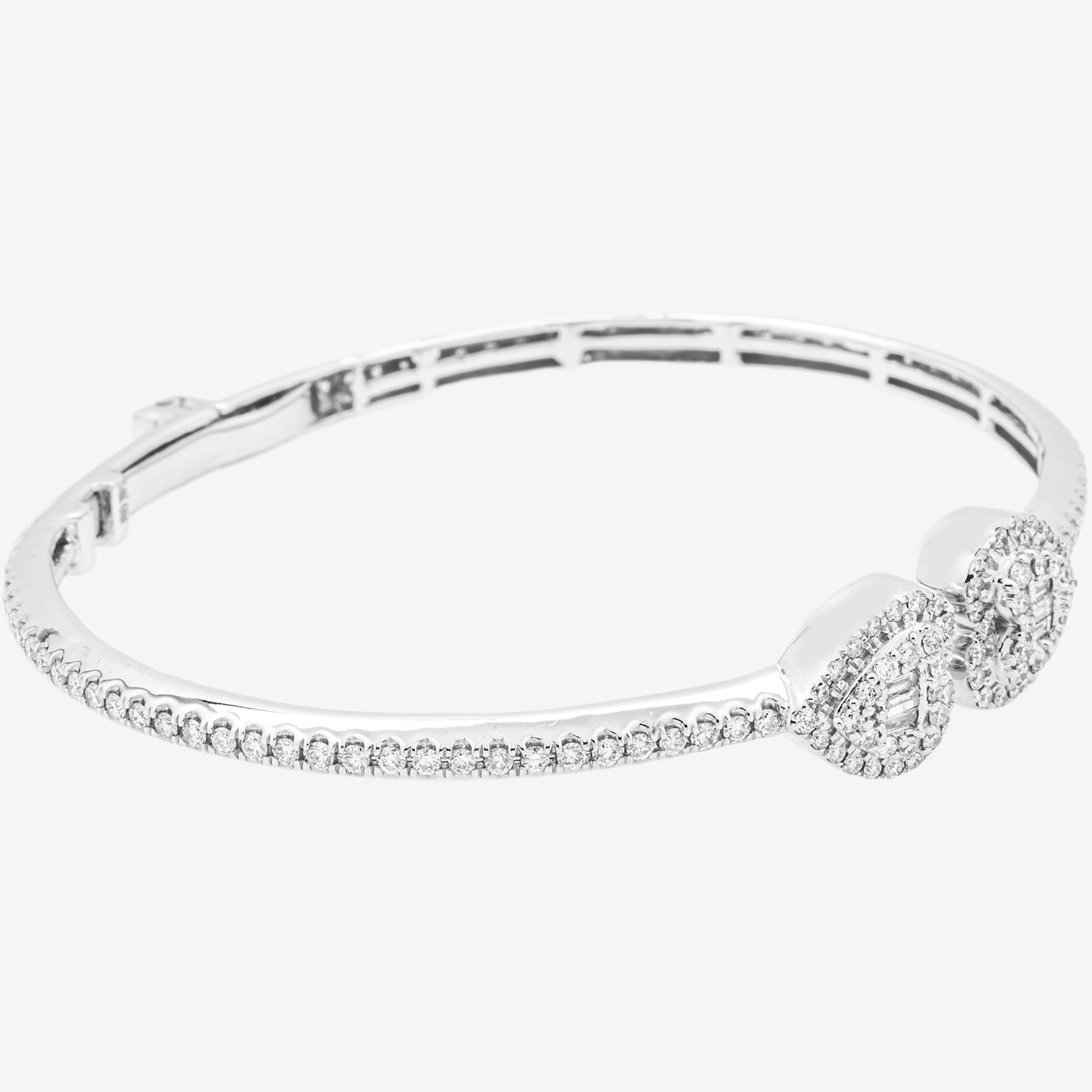 WHITE HEART 1.65CT BRACELET