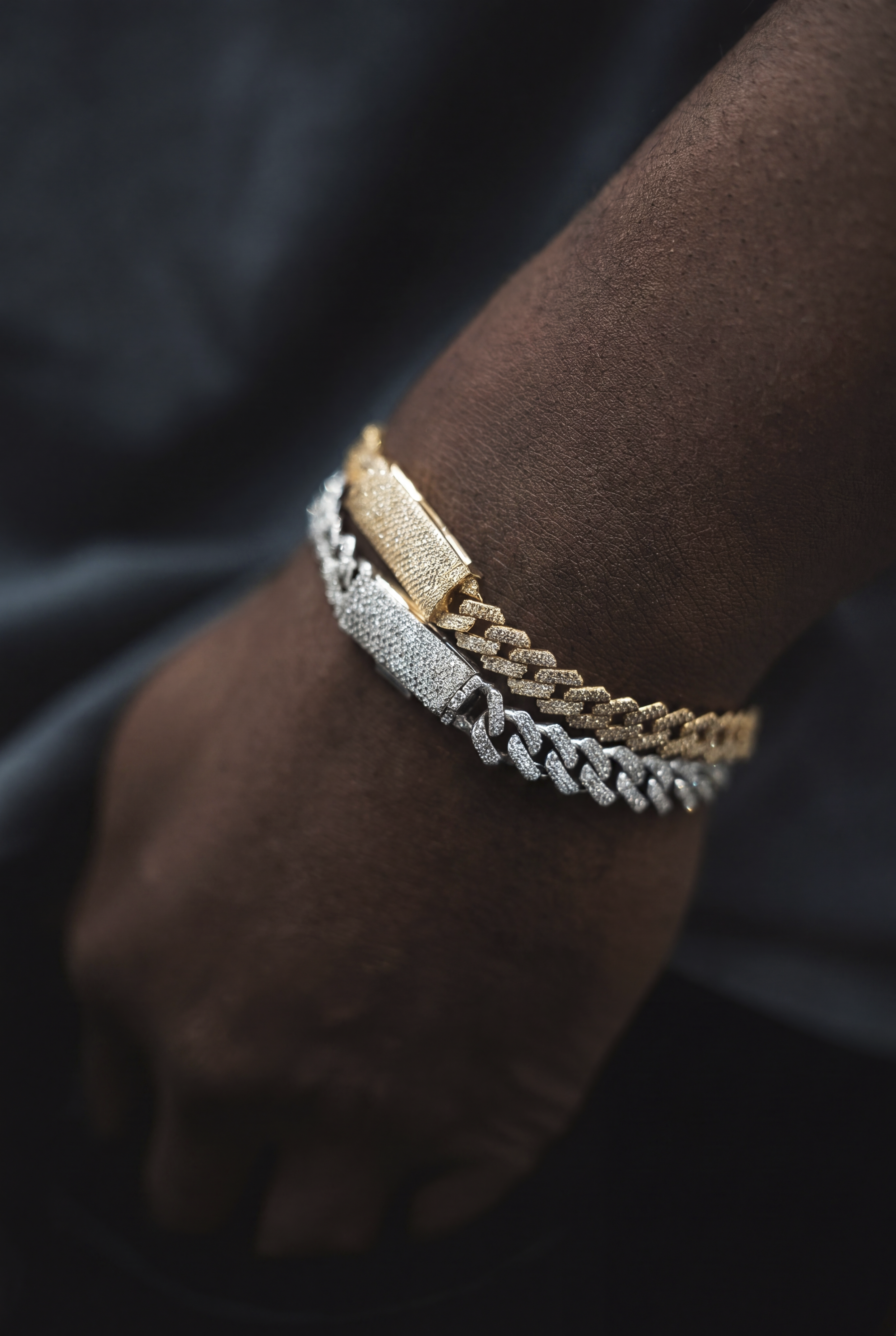 14K WG 7.5" / 8MM CUBAN LINK BRACELET WITH 4.95 CT DIAMONDS