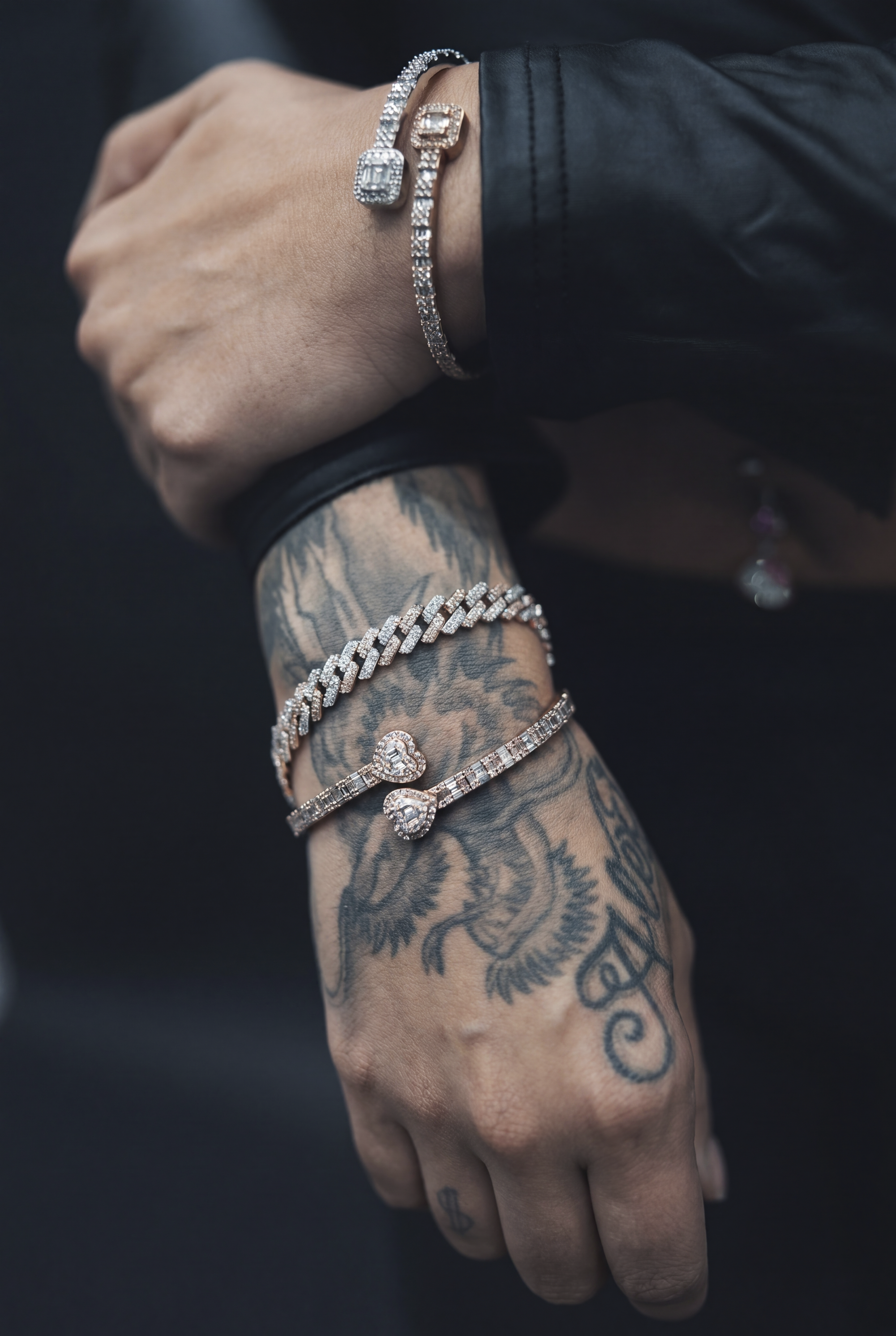 TWO TONE 5.48CT BAGUETTE BRACELET