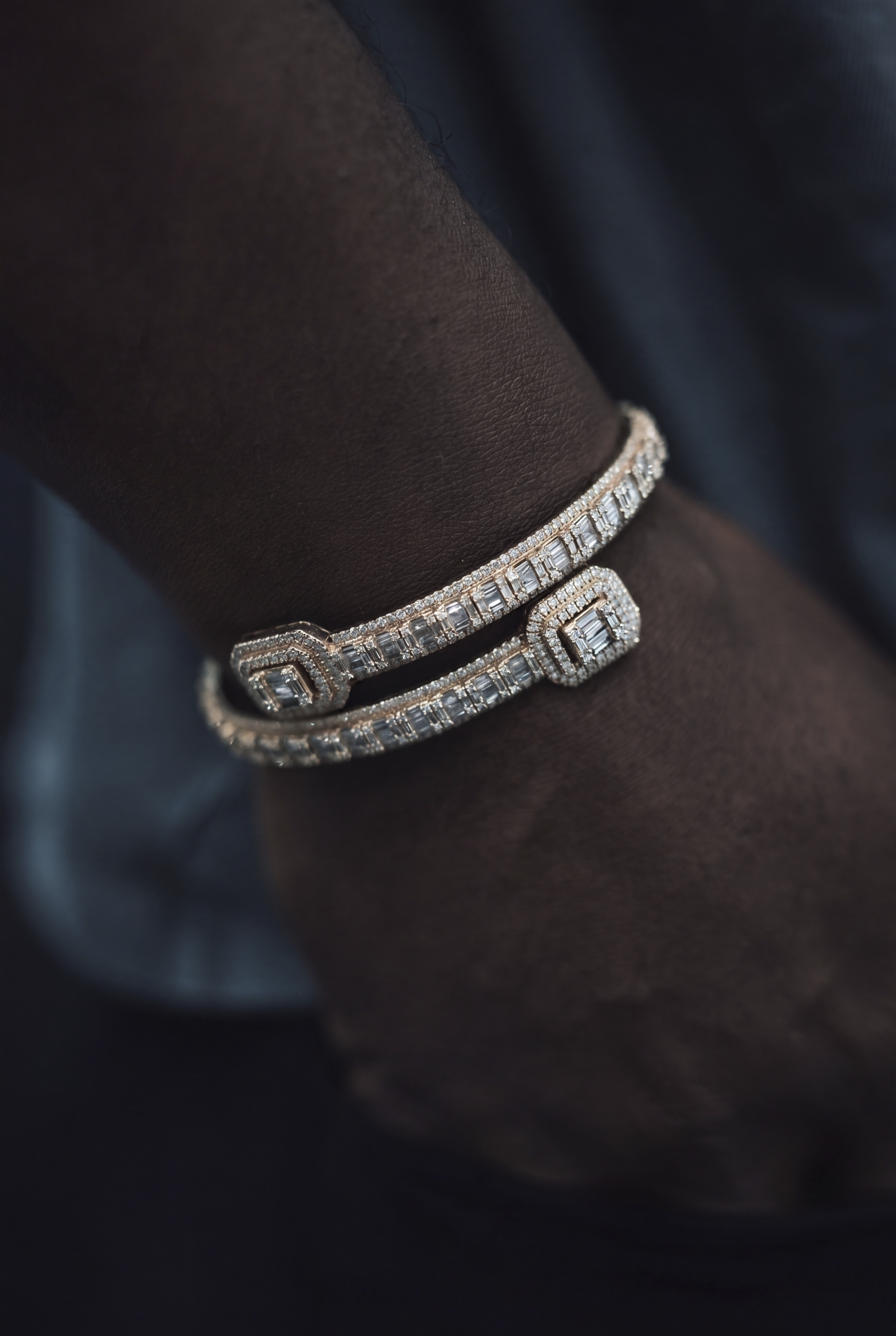 YELLOW 11.5CT BAGUETTE BRACELET